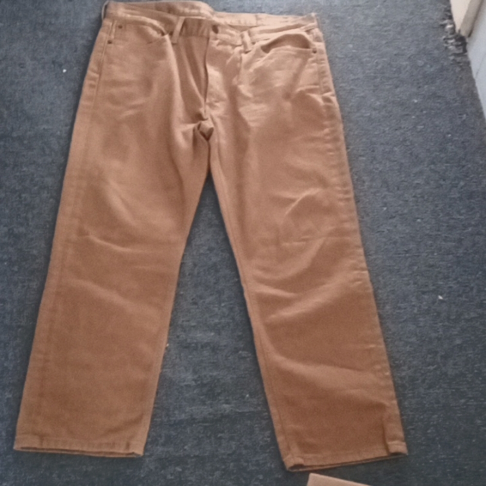 Levi's 542 athletic tapered fit worn once